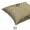 cuscino arredo beige semi lucido con motivi geometrici in rilievo tono su tono