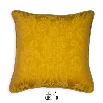 cuscino arredo classico giallo oro con motivo damasco